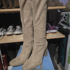 Vintage Candie's Tan Suede Knee Boots Size 7M